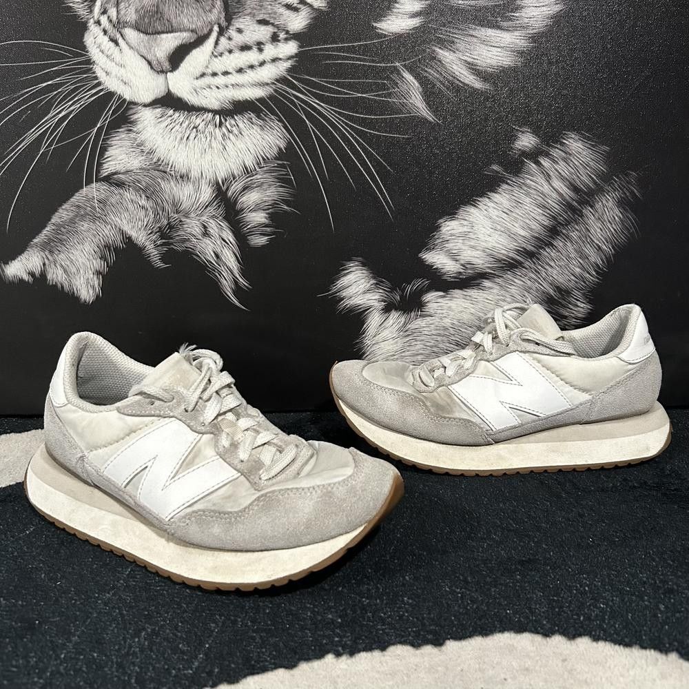 New Balance 237 WS237SW Athletic Sneaker Unisex M5/W6.5 White Suede Running